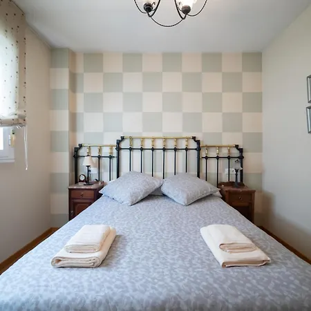 Puente De Hierro Appartement *